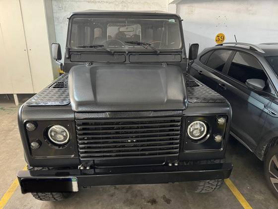 LAND ROVER DEFENDER 2.5 90 CSW 4X4 TURBO INTERCOOLER DIESEL 2P MANUAL